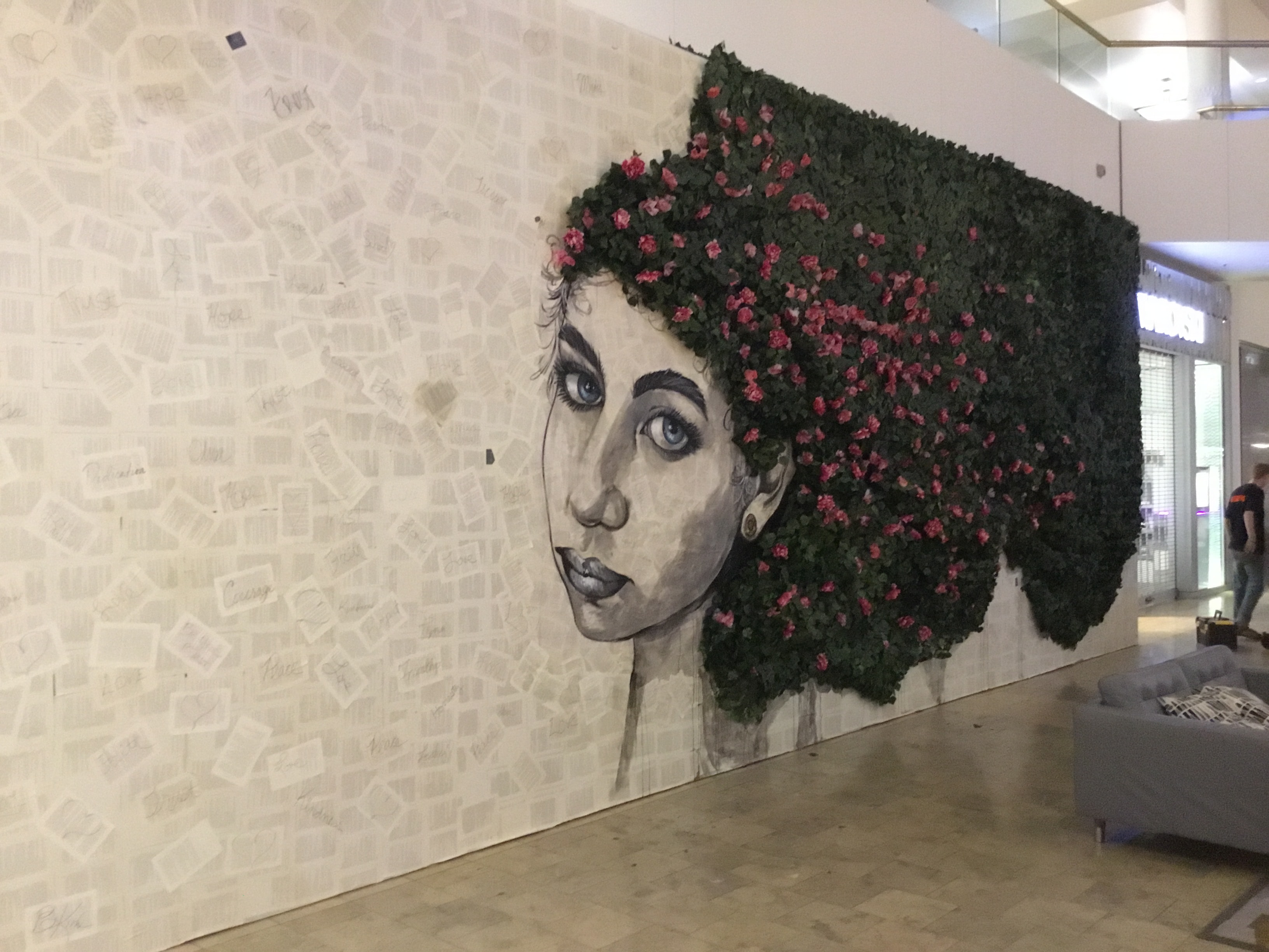Girl Inspired mural at Scottsdale Fashion Square